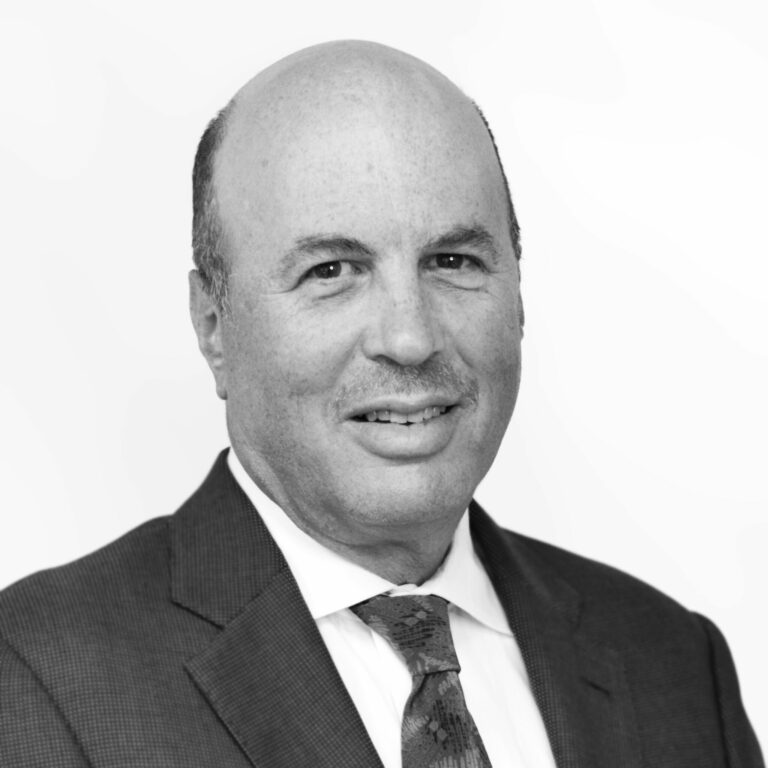 Dr. Steven Sulcov, Midtown Dental Group Grand Central dentist in Manhattan